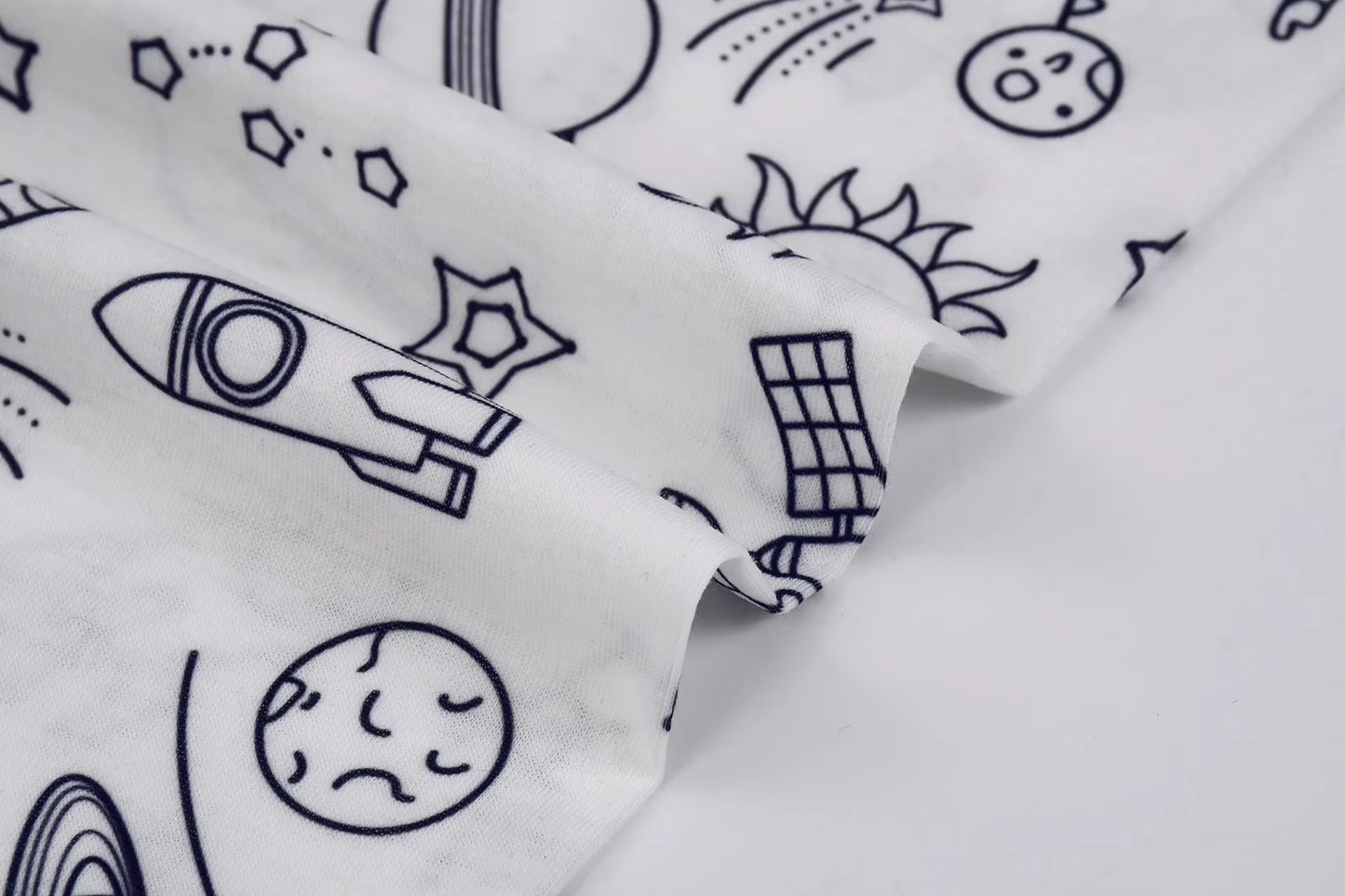 Farbzauber – Pajama: Der Pyjama, den Kinder selbst gestalten und bemalen