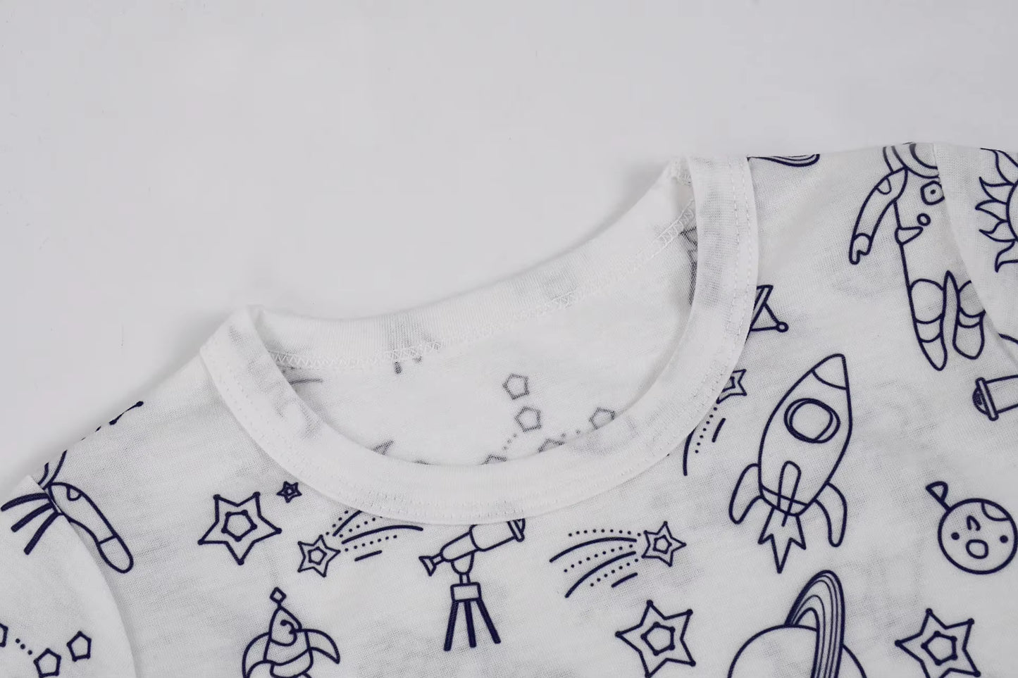 Farbzauber – Pajama: Der Pyjama, den Kinder selbst gestalten und bemalen